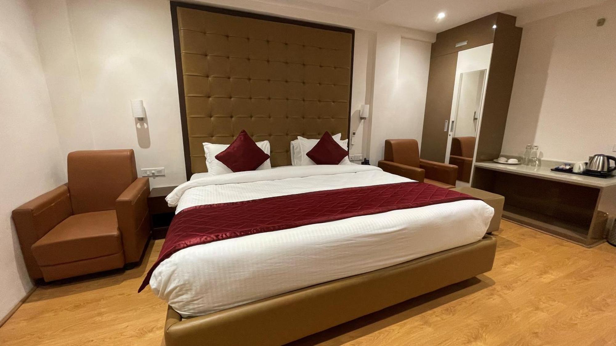 Hotel Silver Cle 海得拉巴 外观 照片